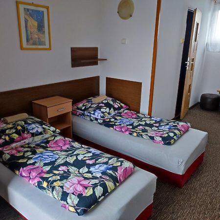 Motel Korona Zamosc  Ngoại thất bức ảnh