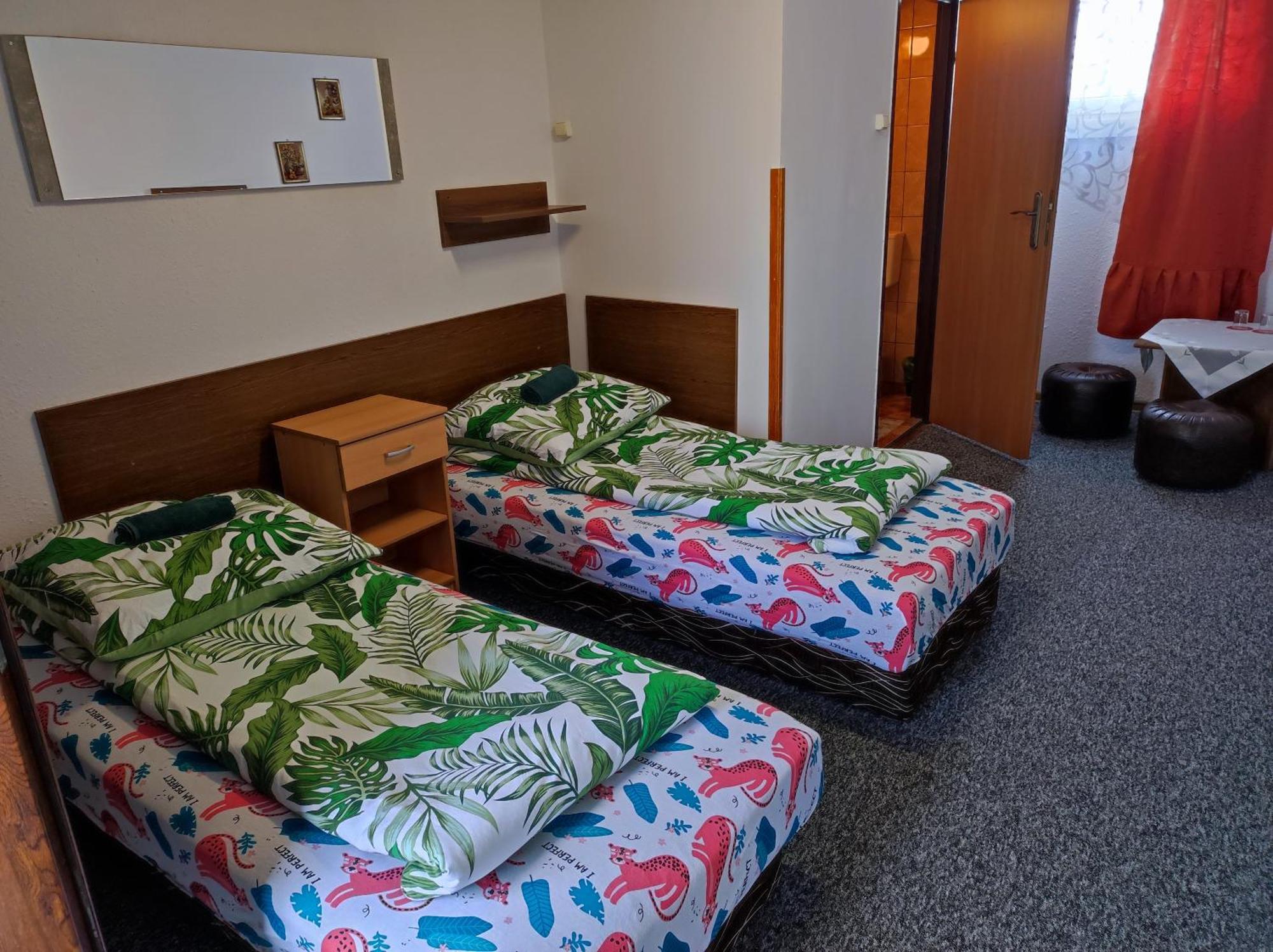 Motel Korona Zamosc  Ngoại thất bức ảnh
