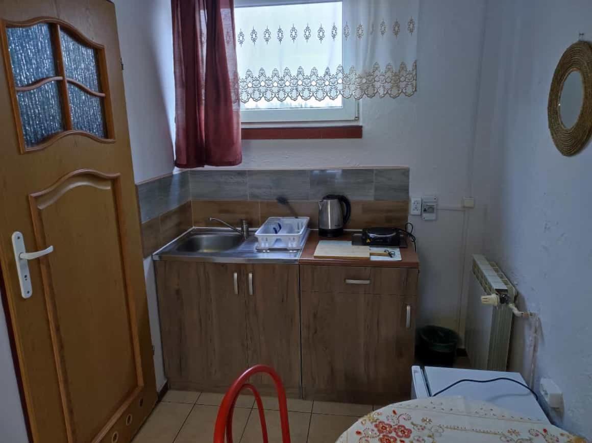 Motel Korona Zamosc  Ngoại thất bức ảnh